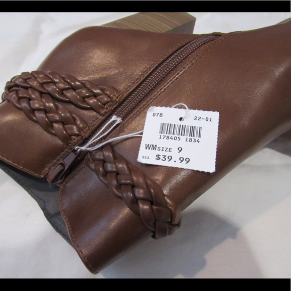 Booties - Picture 5 of 5